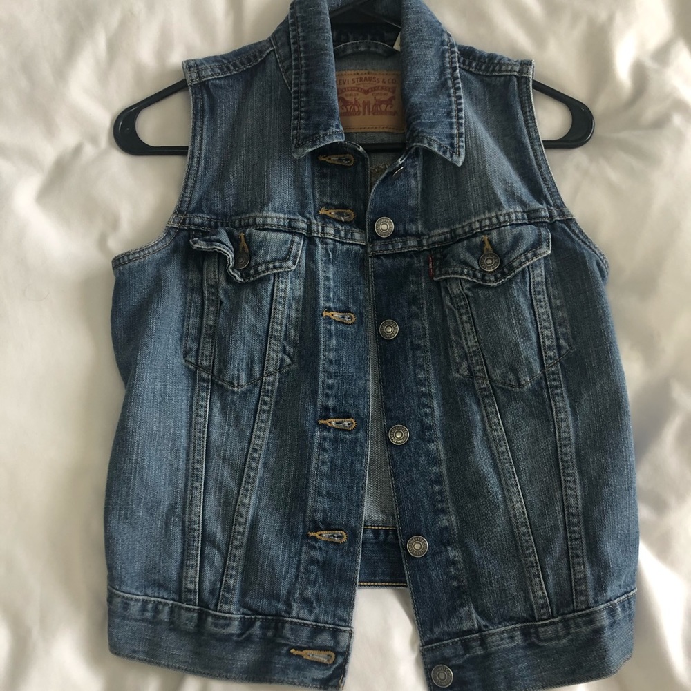 Levi’s vest